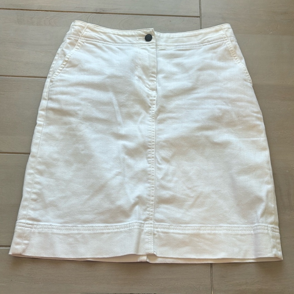 White denim skirt